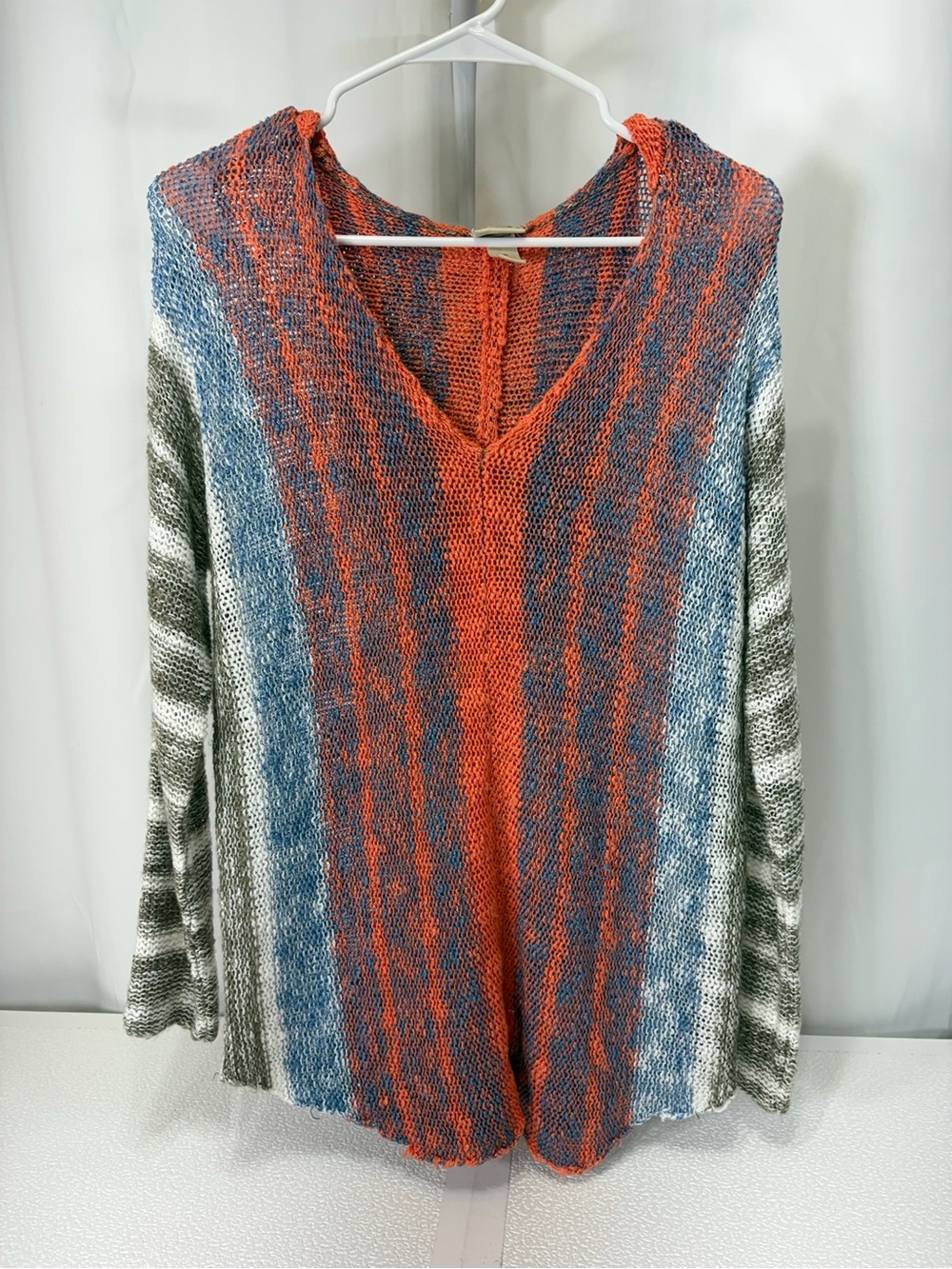 Daytrip Orange Blue Green V-Neck Knit Hoodie Sweater 4300